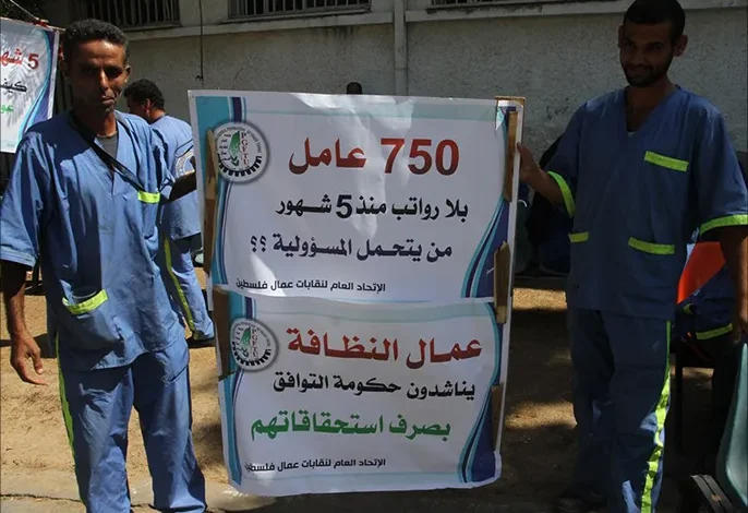 إضراب عمال النظافة يهدد بكارثة صحية في غزة