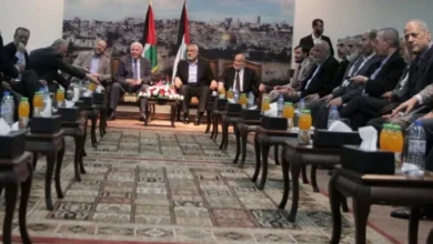 حماس والجهاد: إقالة الحكومة تعزيز لتفرد عباس بالقرار